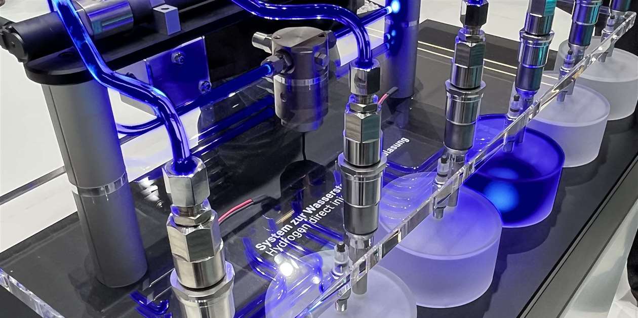 Hydrogen fuel injection among Liebherr highlights - CompressorTECH²